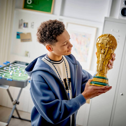 2842 PCS FIFA World Cup™ Official Trophy 43020 Collectible Set